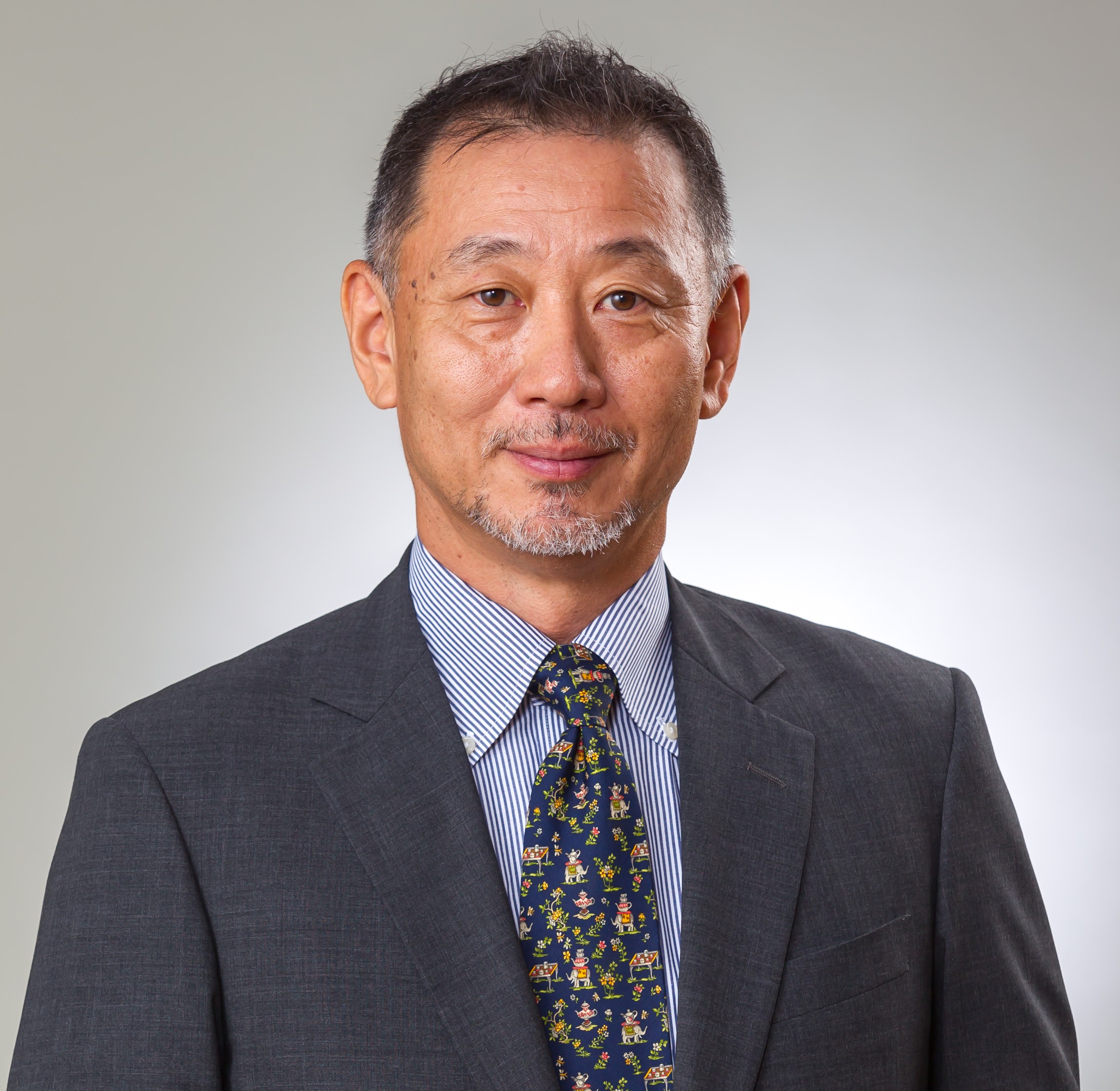 岩田松雄 プロフィール・経歴 - 「Hitonova」(ヒトノバ) - 講演依頼・研修依頼・講演会の講師派遣