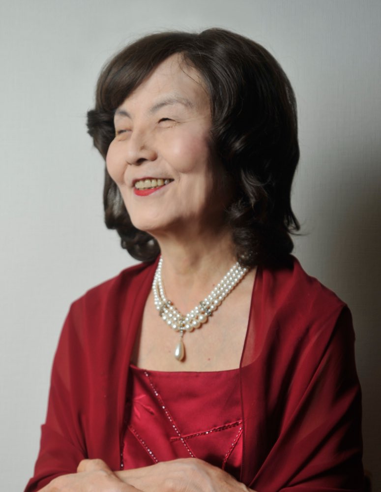 塩谷靖子