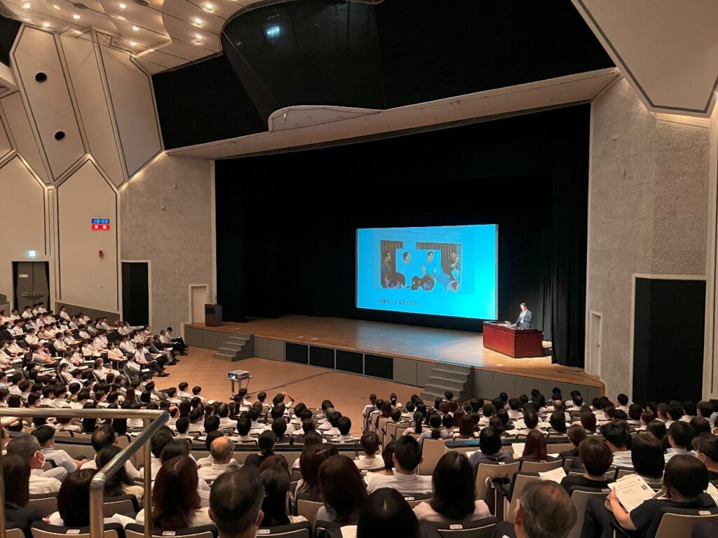 藤原格